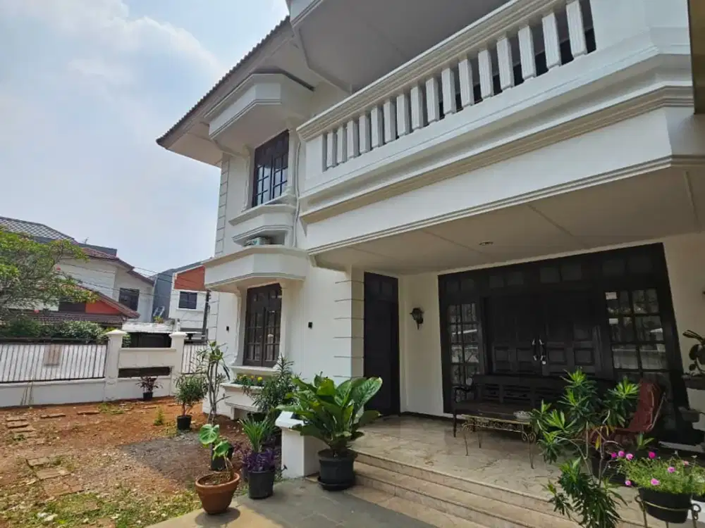 DIJUAL RUMAH LEBAK BULUS JAKARTA SELATAN