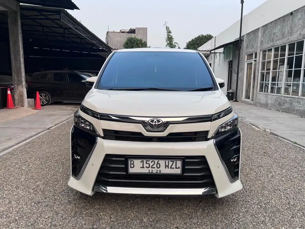 Toyota Voxy 2018 FULL SERVICE TOYOTA