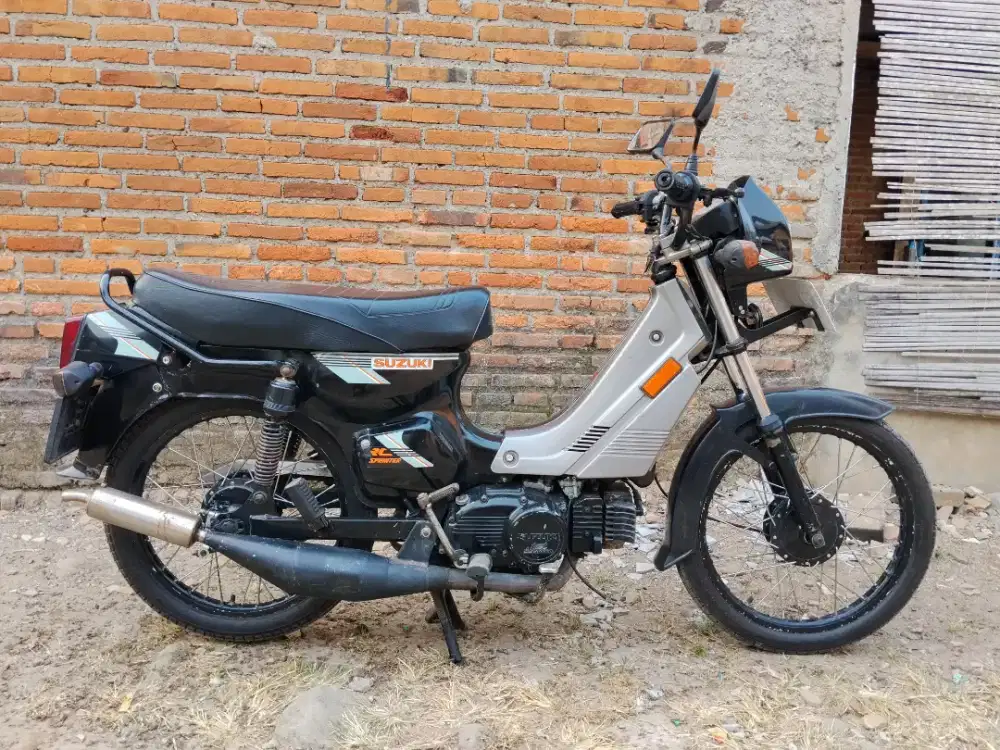 SUZUKI SPRINTER