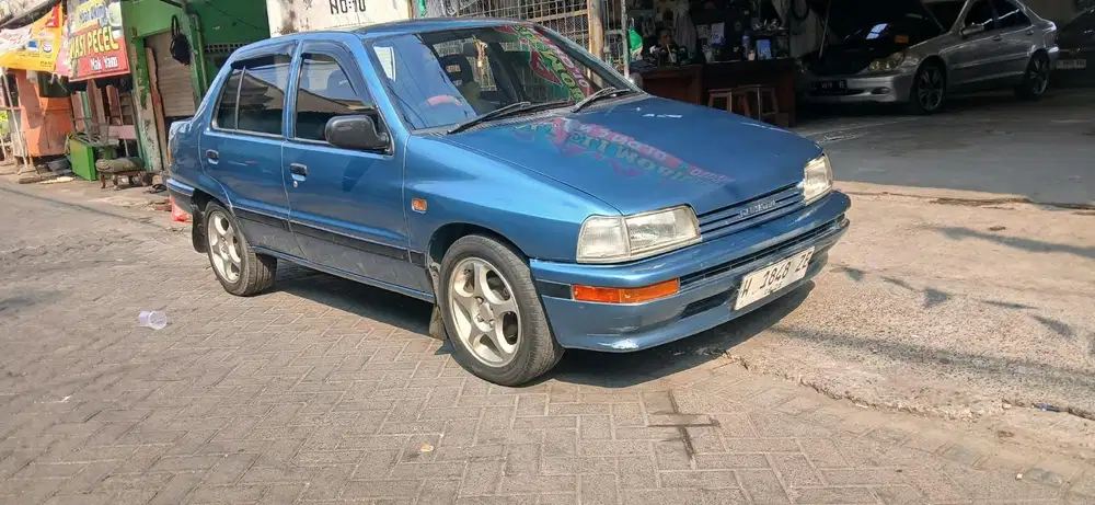 Daihatau Clasy tahun 1991