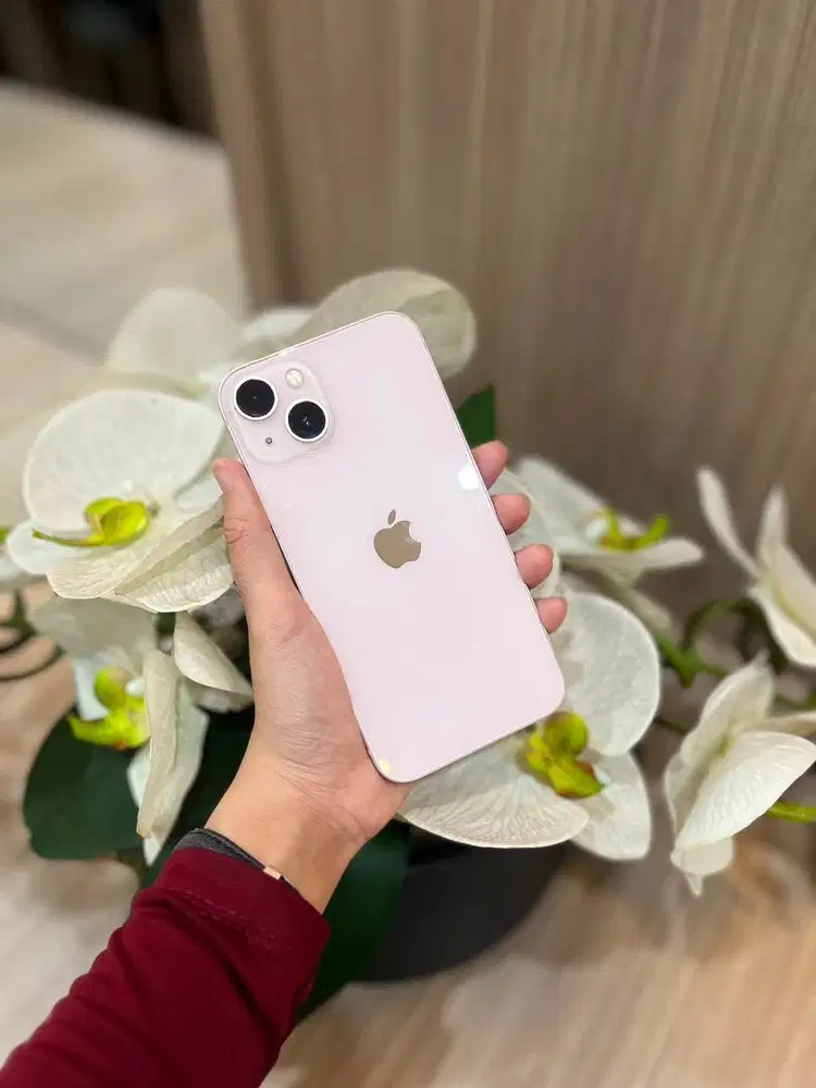 IPHONE 13 SECOND