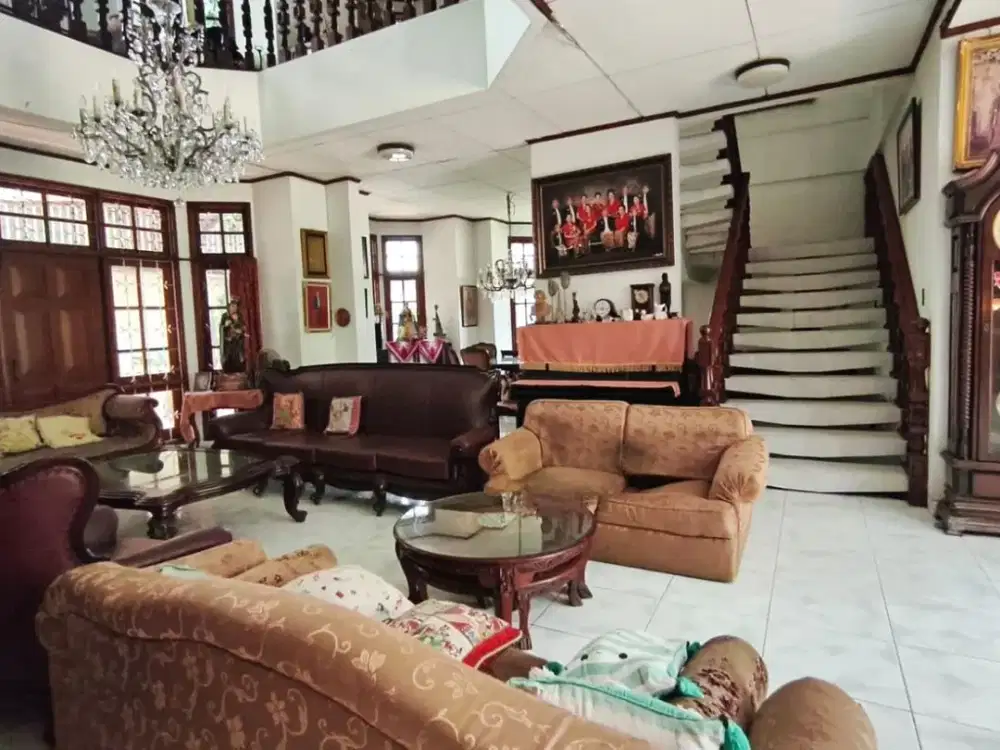DIJUAL RUMAH TUA di PANCORAN BARAT Jakarta Selatan