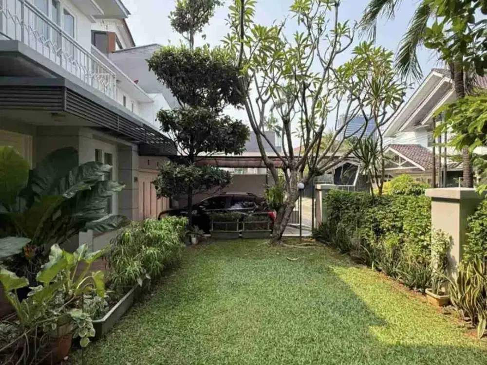 Rumah Cantik dan Asri di Kebayoran Lama Jakarta Selatan