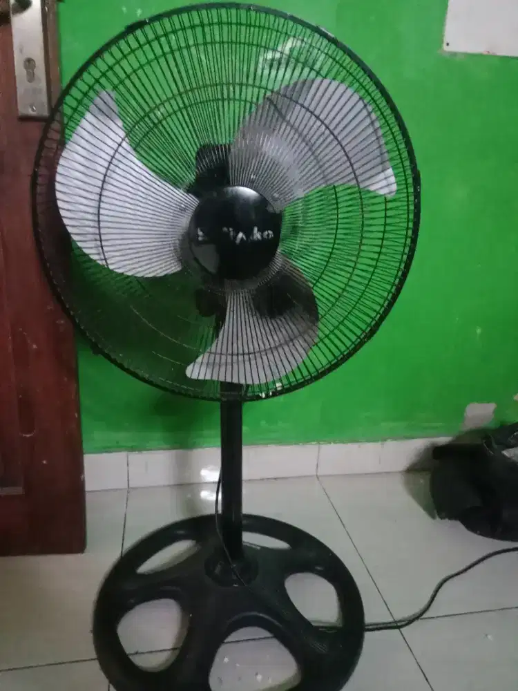 Kipas angin besar 16in kenceng 3 speed