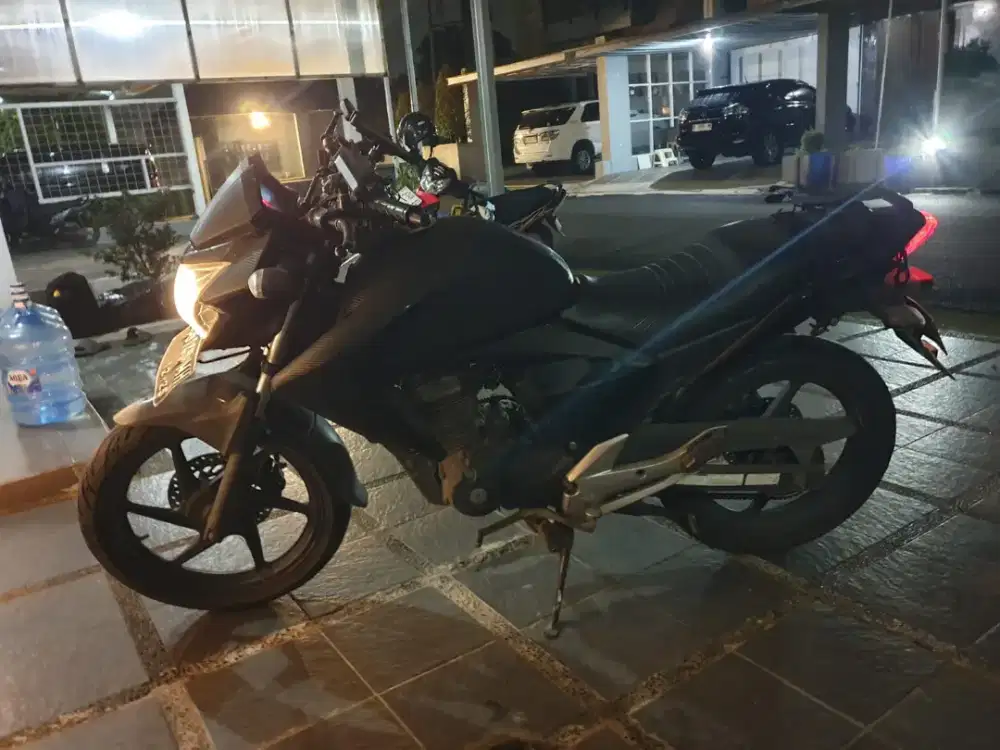 Honda Megapro 2012 Hitam