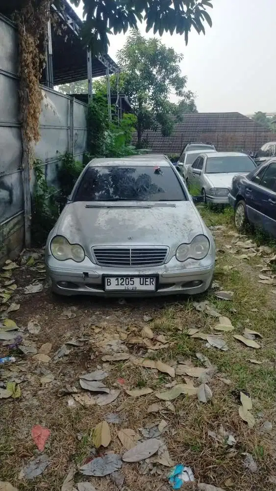 Mercedes-Benz C180 2003 Bensin