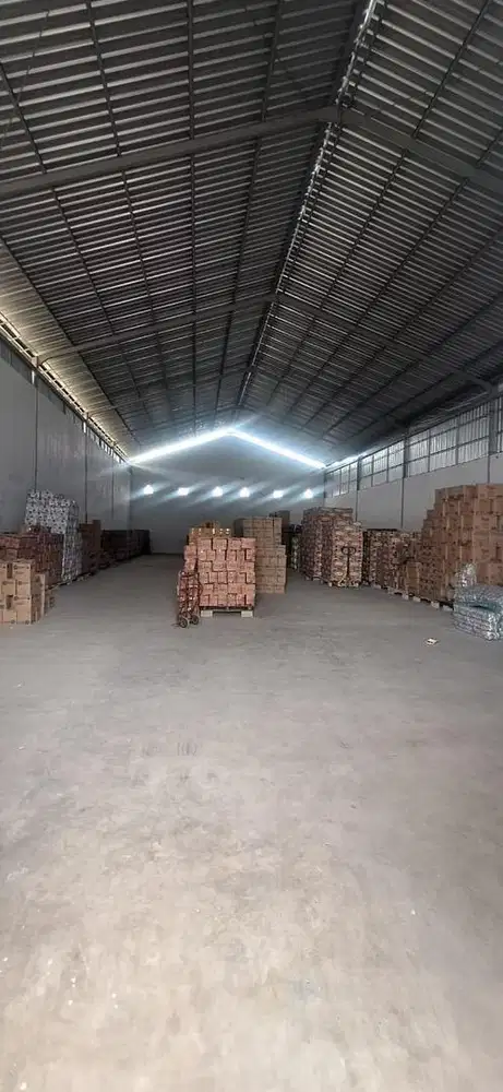 DIJUAL MURAH DAN SUPER STRATEGIS 2 GUDANG DI KRAJAN JEMBER!