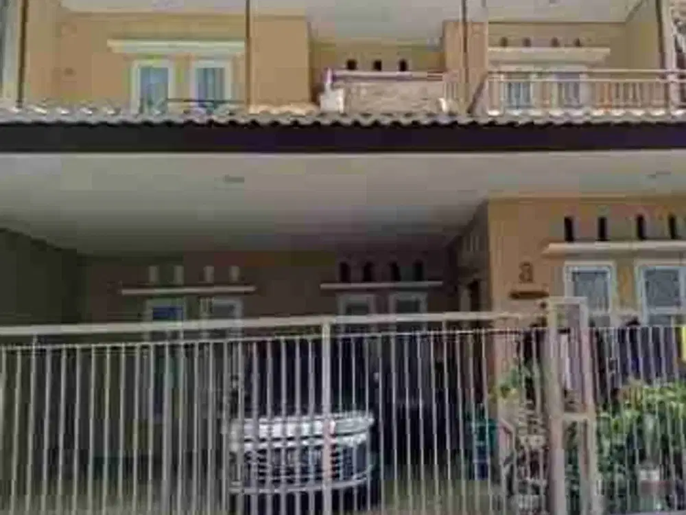 RUMAH KEREN DI JL. IKAN RAWAMANGUN