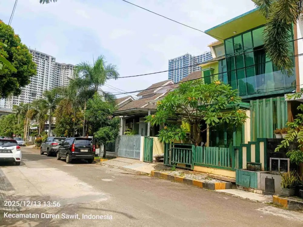 rumah 2,5 lantai minimalis 
 di cluster galaxy Bekasi Selatan