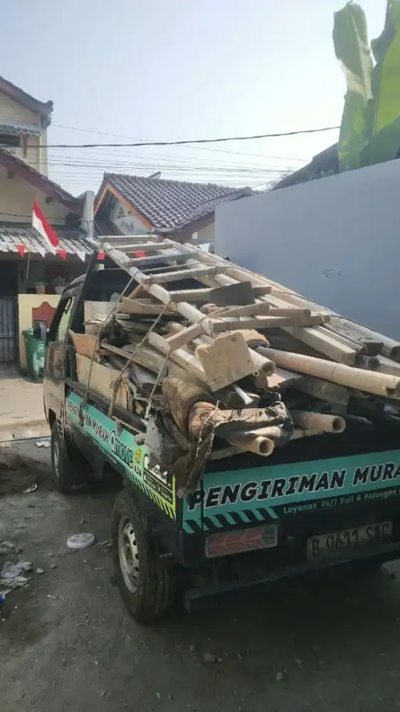Jasa angkut/buang puing/sampah/barang bekas,pindahan dll