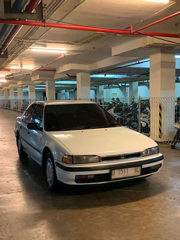 Honda Accord 1990 Bensin