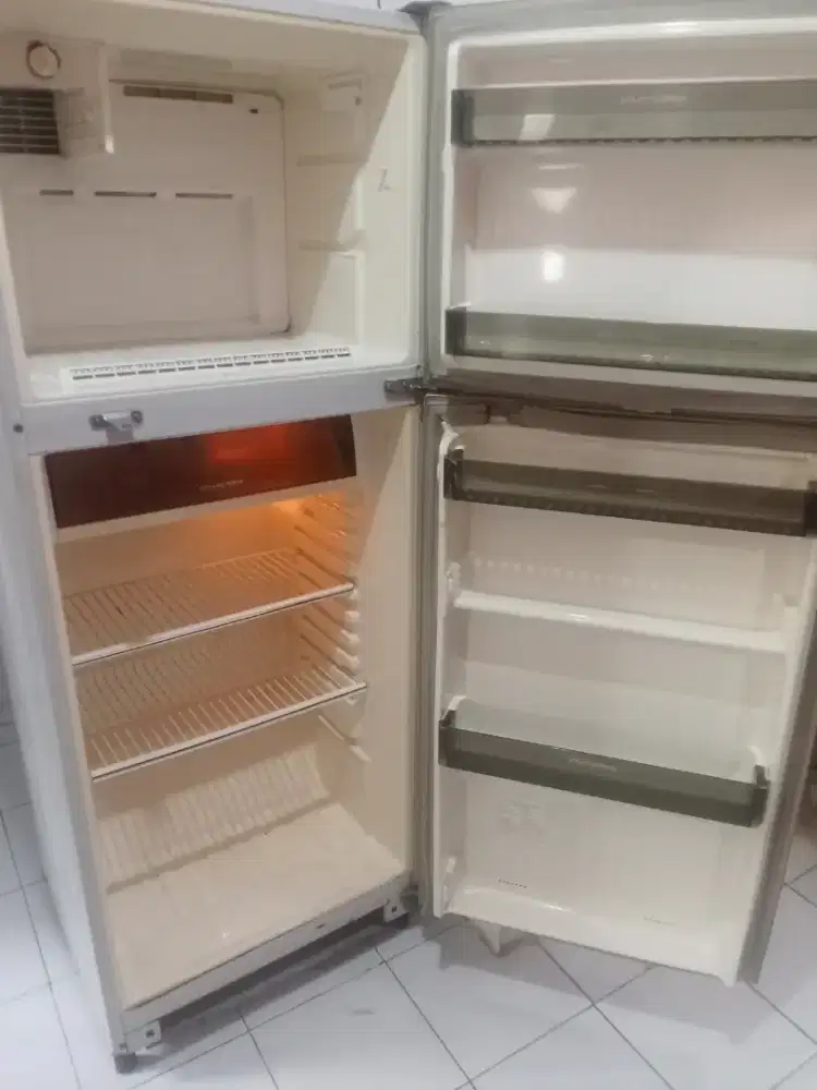 Kulkas 2 pintu jumbo
