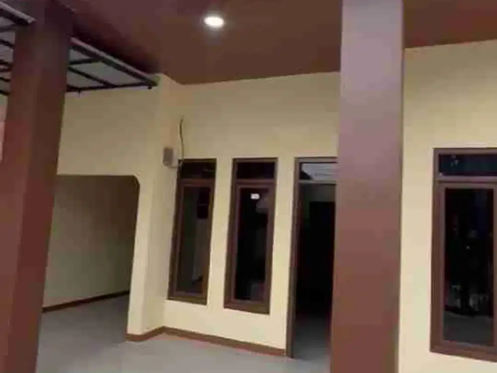SEWA / KONTRAK RUMAH COCOK UTK KANTOR ATAU USAHA, ANTAPANI MAINROAD,BANDUNG TIMUR
