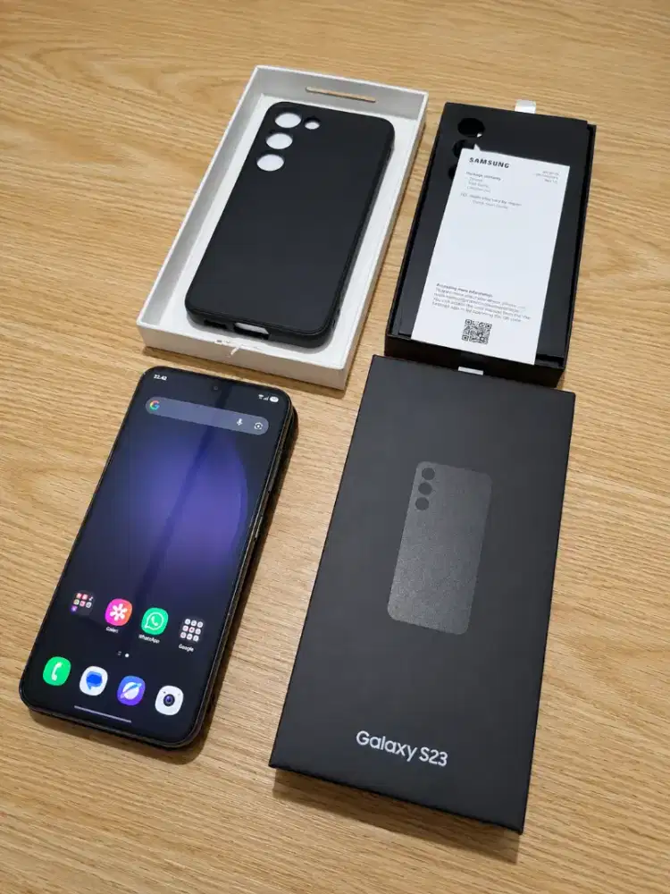 Samsung S23 8/256