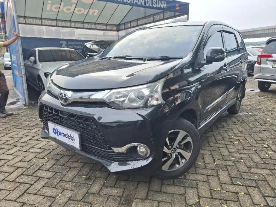 LOW DP Toyota Avanza 1.5 Veloz Bensin-AT 2018 ANQ