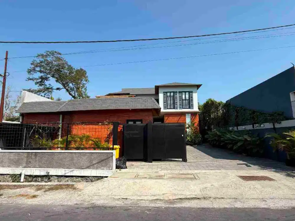 Villa Baru  Gres  Di  Jalan Kaliurang Km 13
