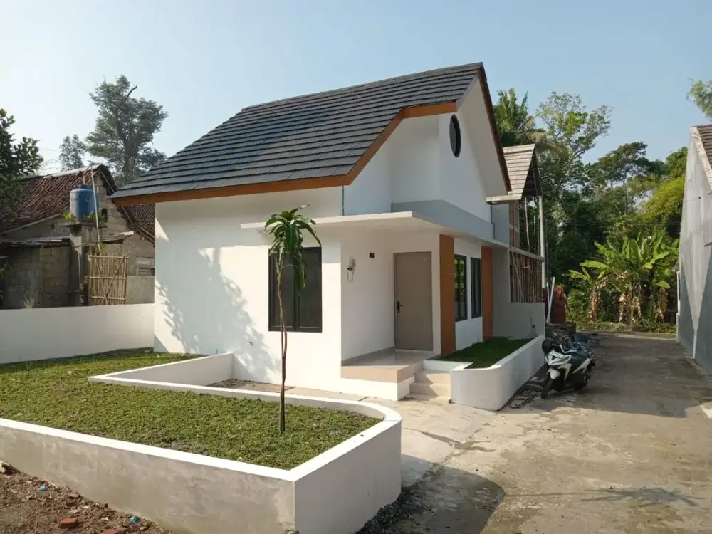 Dijual Rumah Baru Siap Huni Jl Kaliurang . SHM
