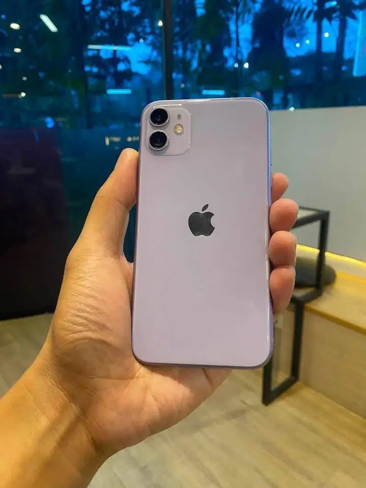 Dijual iPhone 11 256gb mulus sinyal all operator