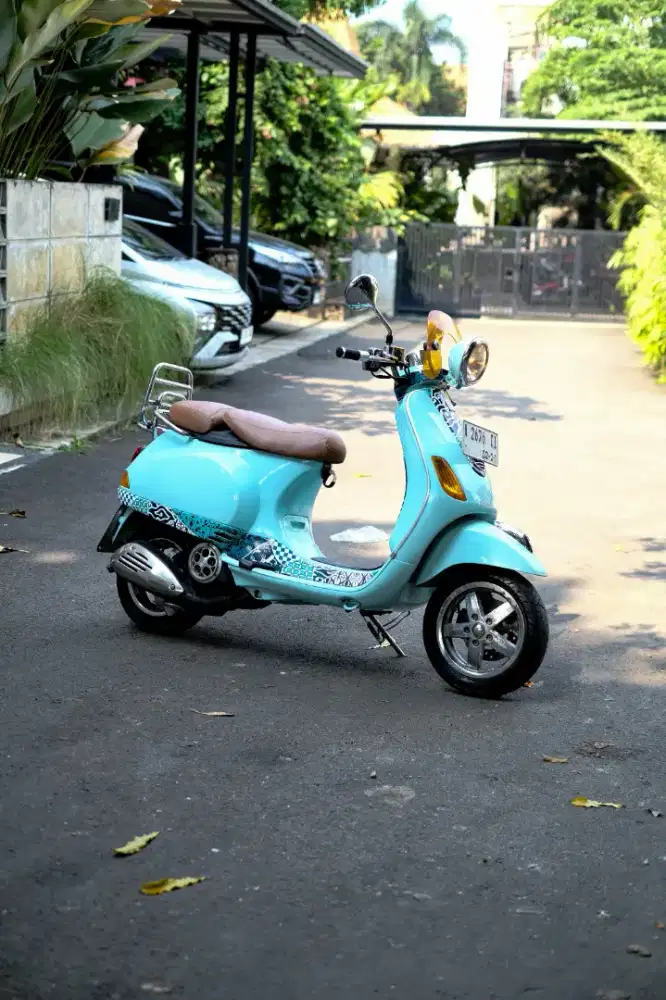 VESPA LXV 150 3VIE 2013