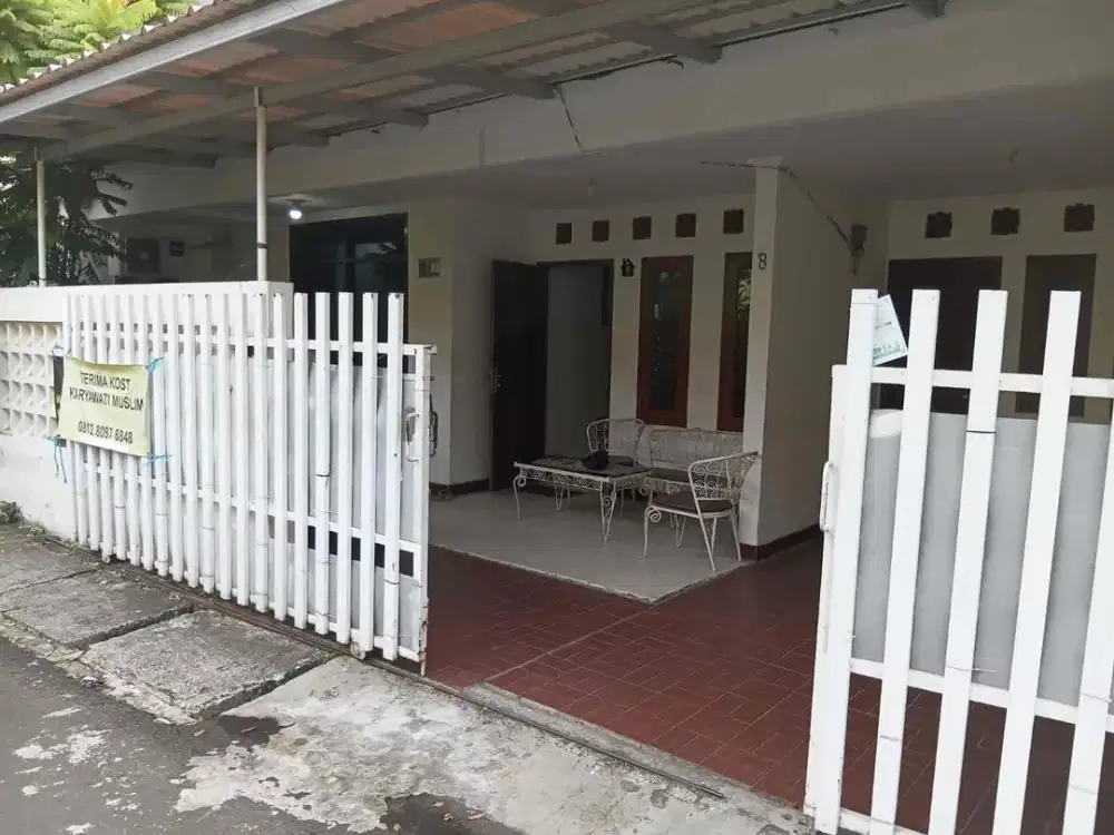 Dijual Rumah SHM di Pulogadung, Jakarta Timur – 6 Kamar Tidur, Dekat Tol