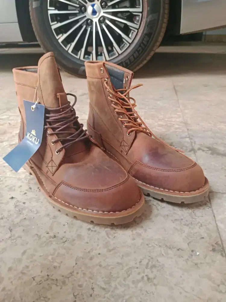 koku sepatu pria