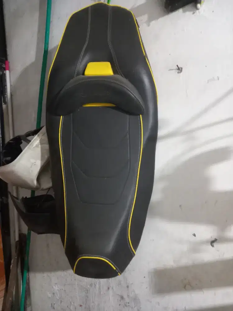 Jok Motor X MAX 250 cc