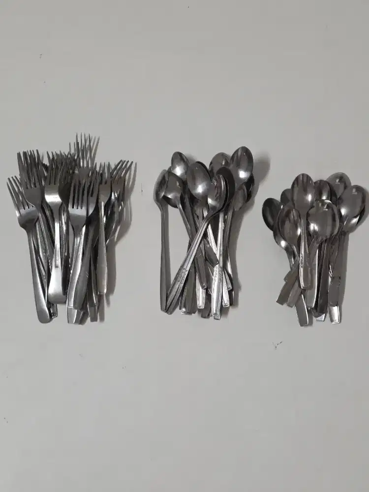 Jual Garpu dan Sendok Kecil Jaman Dulu Masih Baru