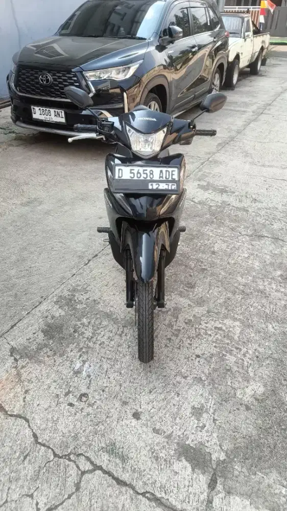 Jual Honda Revo Tahun 2015 Mulus