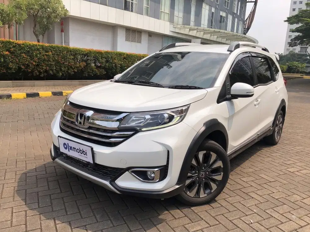 TDP 1 JUTA Toyota Rush 1.5 TRD Sportivo Bensin-AT 2020 Putih CSREB