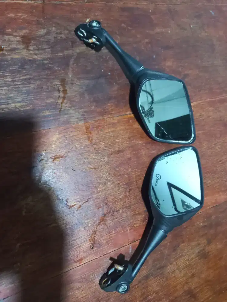 Spion Sepeda Motor
