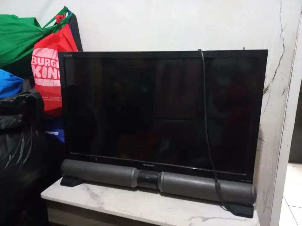 Tv analog sharp 32 inchi