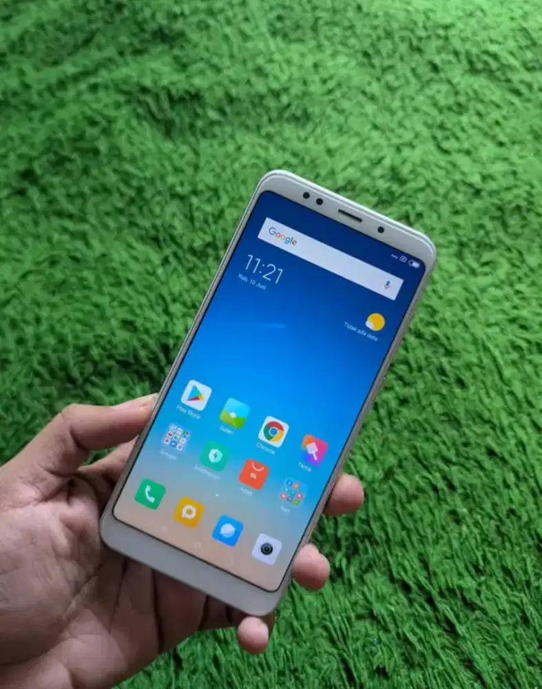 Redmi 5plus
Ram 4/64
5