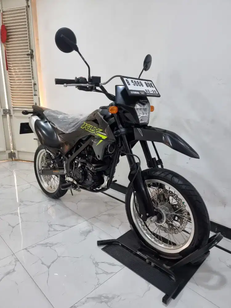 Kawasaki KLX 150 SM USD LED 2025 bl 2 pajak 2027 Supermoto Bisa kredit