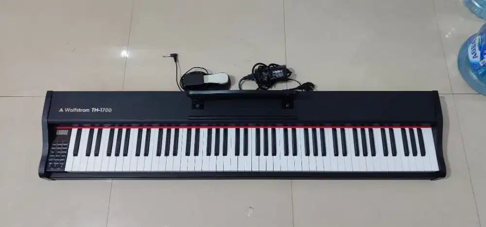 Piano Digital Wolfstrom TH-1700 (88 Keys)