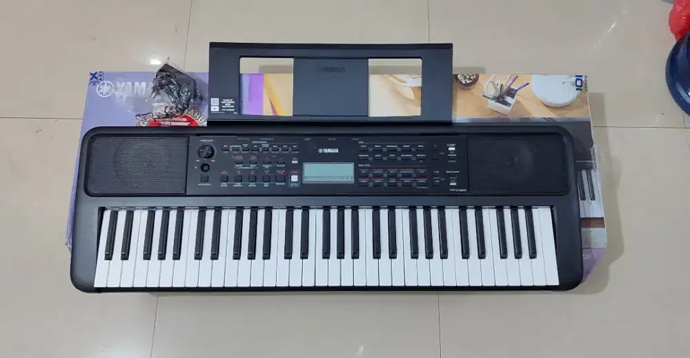 Keyboard Yamaha PSR E383 Lengkap Mulus