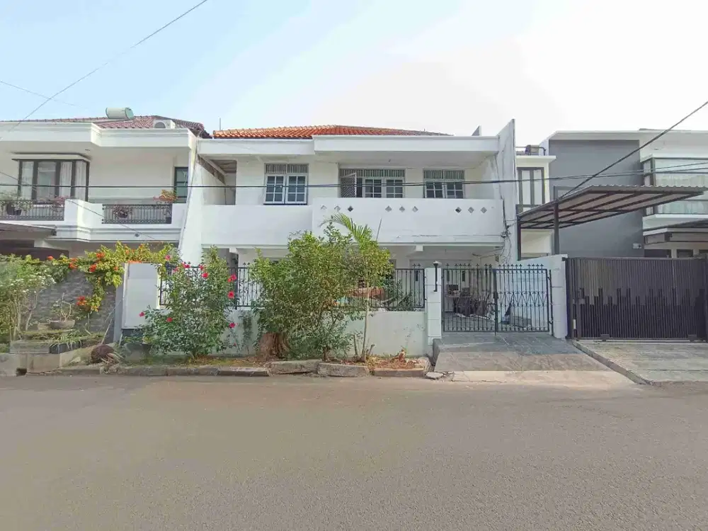 Rumah Bagus Furnished 2 Lantai Baru Renovasi Kamar 5 Kelapa Gading