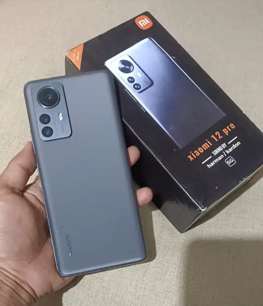 Xiaomi 12 pro ram 12/256