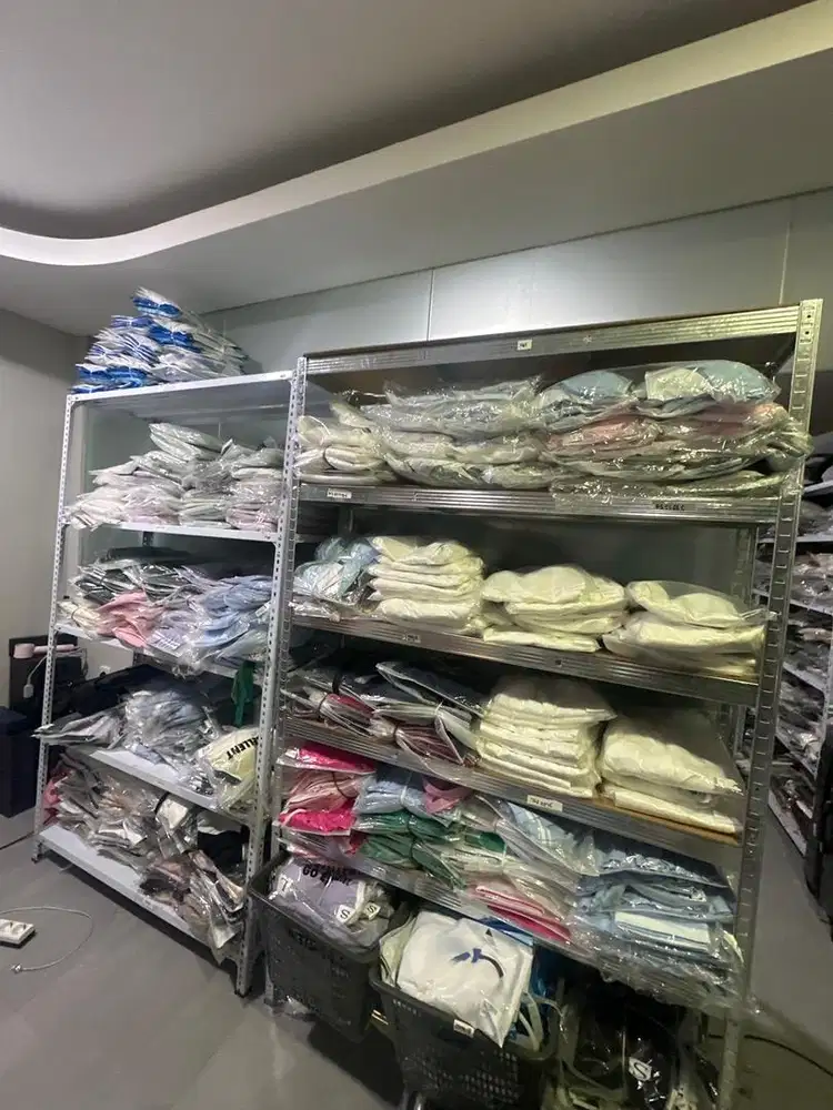 DIBUTUHKAN ADMIN ONLINE SHOP di TOKO BAJU