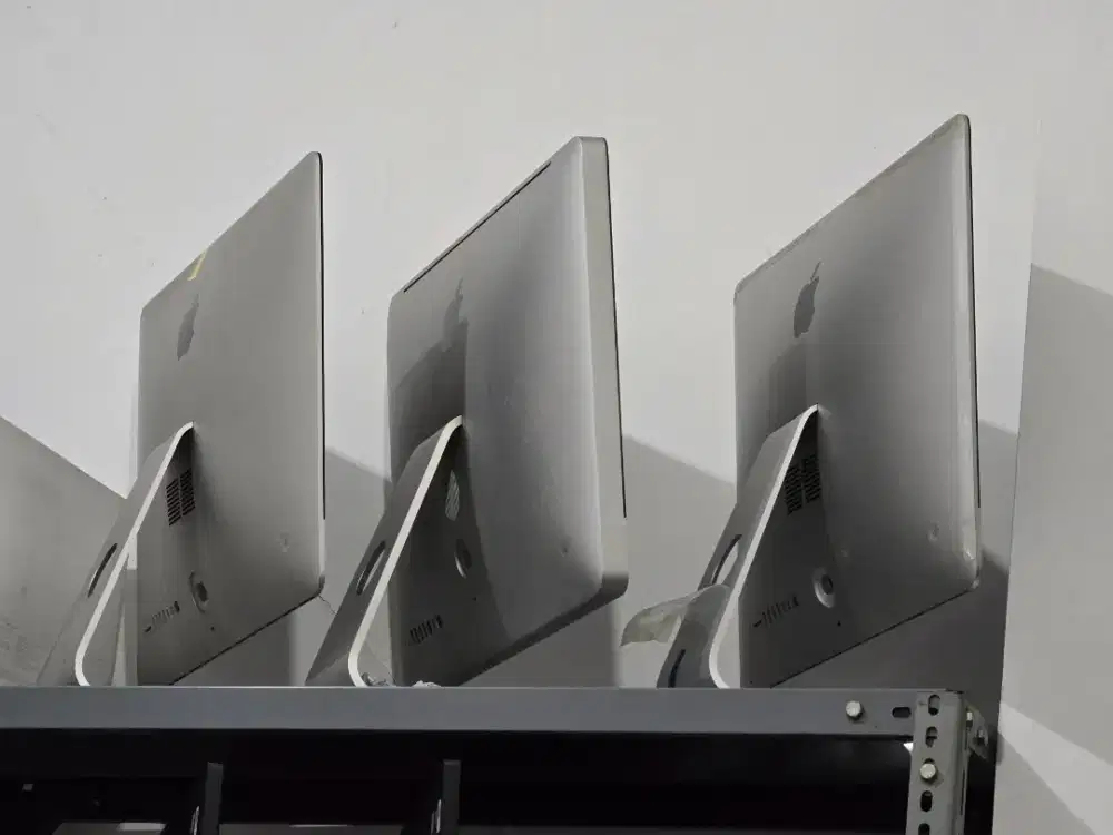 Imac 27 inch intel core i5 ram 16gb Layar bening cocok editing