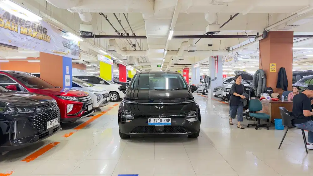 Wuling Cloud Ev Lite 2025 Listrik Hitam