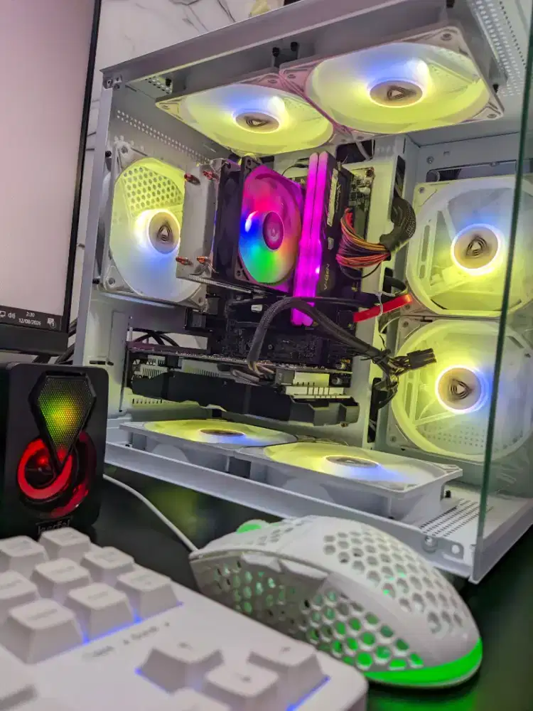 PC GAMING I7 7700 | 16GB RAM | 256GB SSD | VGA 8GB | LAYAR 24 INCH