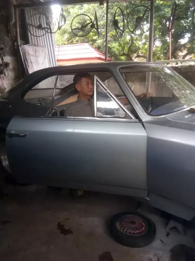 Opel commodore 68
