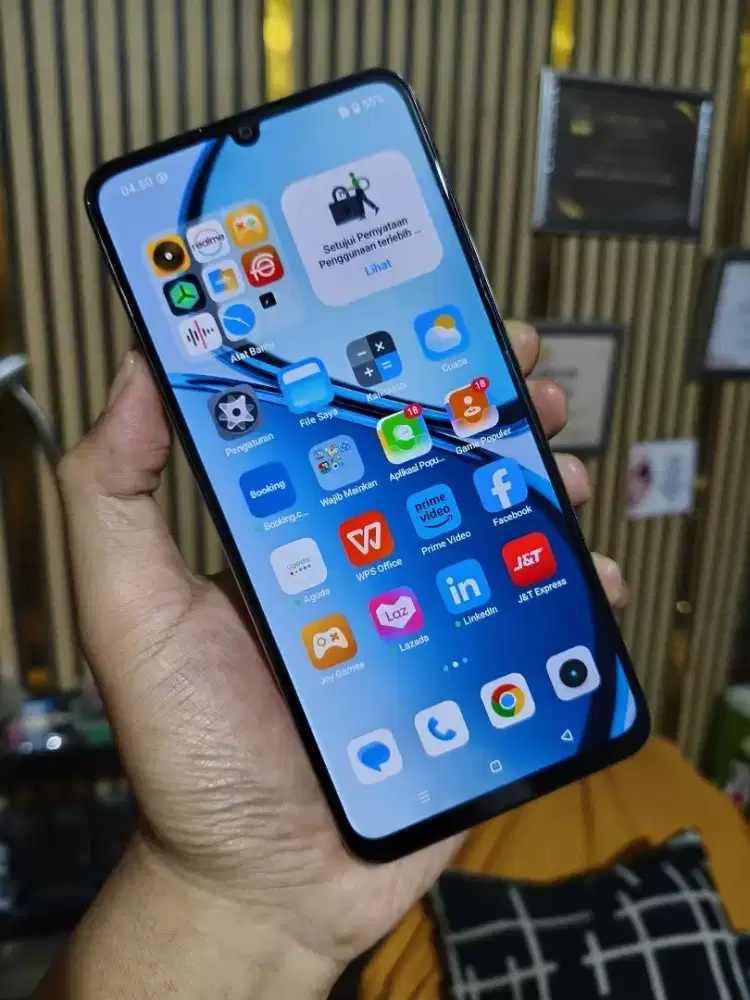 Realme C61 8/128 Hp + Charger