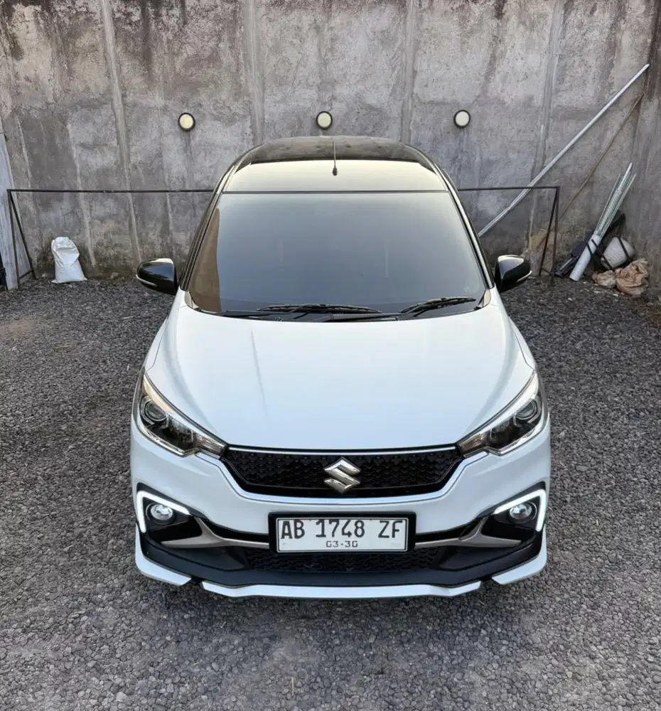 Ertiga Hybrid 2025 cruise two tone AB tangan 1 A/T