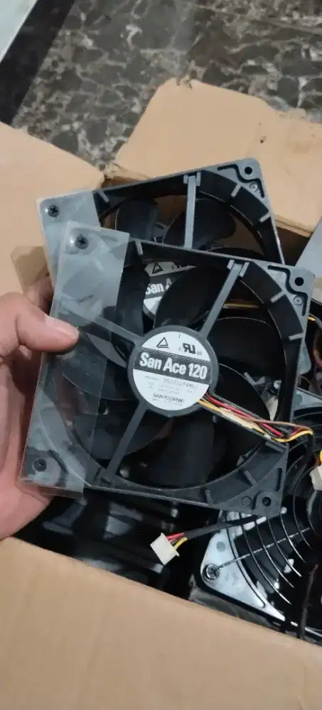 Fan San Ace120 12x12 cm 12V DC ballbearing