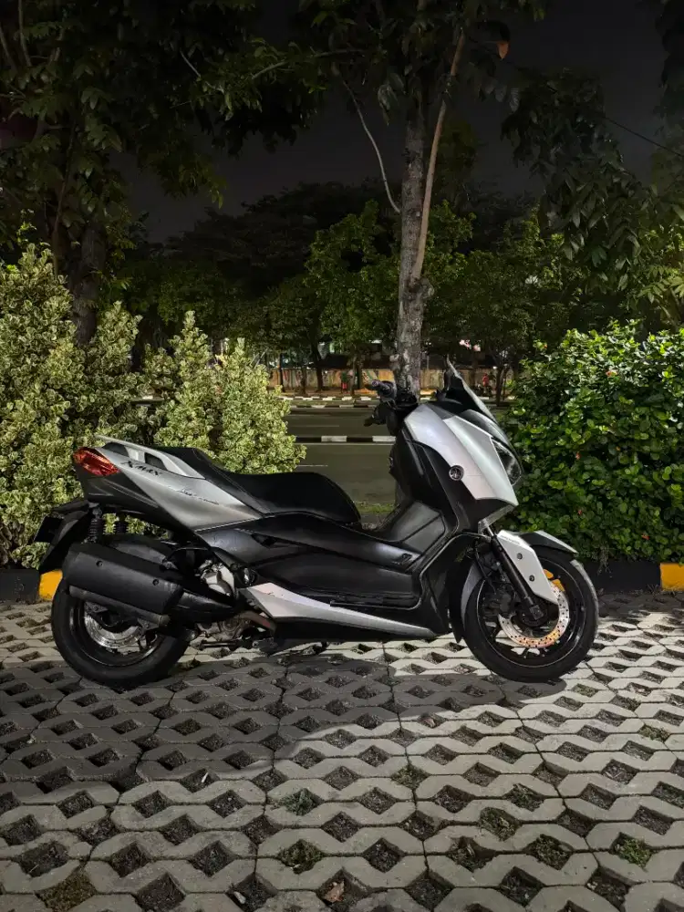 XMAX 250 TAHUN 2018
