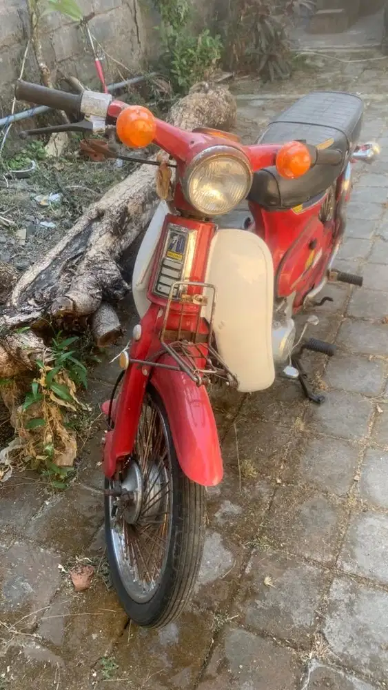 Di jual motor C70