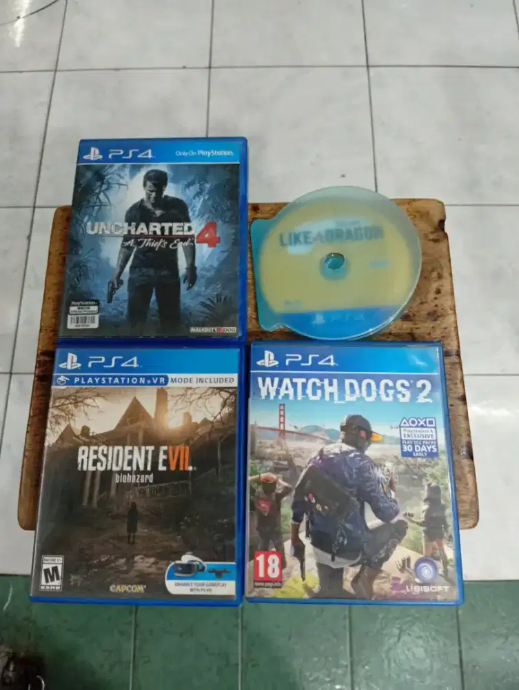 KASET PS4 BEKAS ORIGINAL(BACA DESKRIPSI)