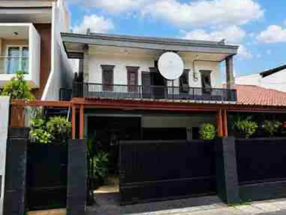 rumah bagus lingkungan oke 
Kebayoran Baru blok A