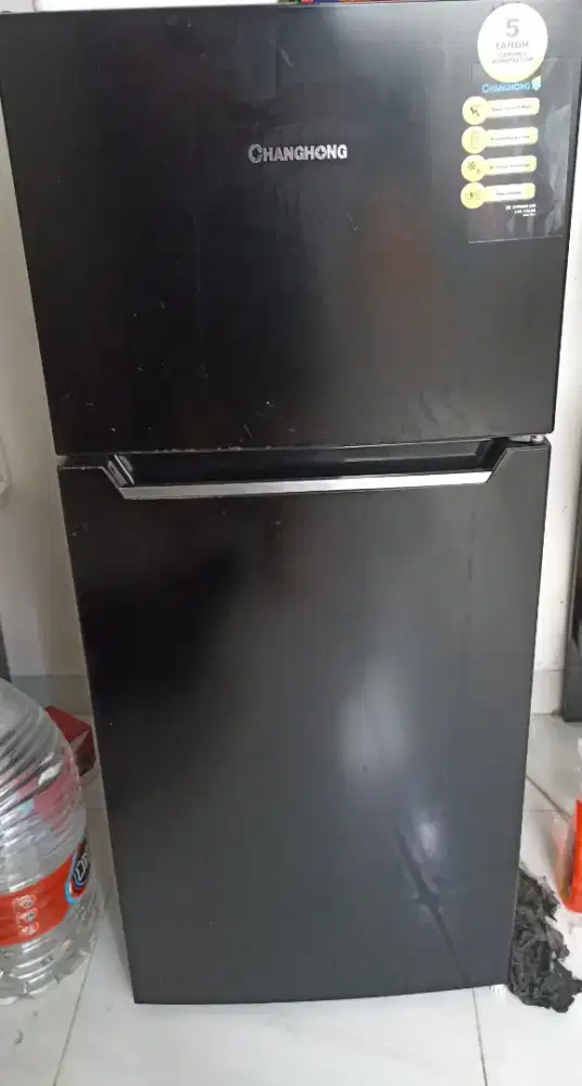Dijual kulkas Changhong 2 pintu